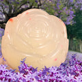 🌸 Glowin صابونة اللافندر الطبيعية 🌸 Glow Naturally – استرخي، دلّعي بشرتك، وعيشِي لحظة الصفاء
